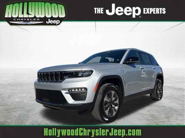 new 2024 Jeep Grand Cherokee car, priced at $46,130