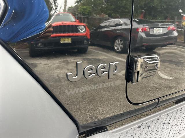 new 2025 Jeep Wrangler car, priced at $45,840