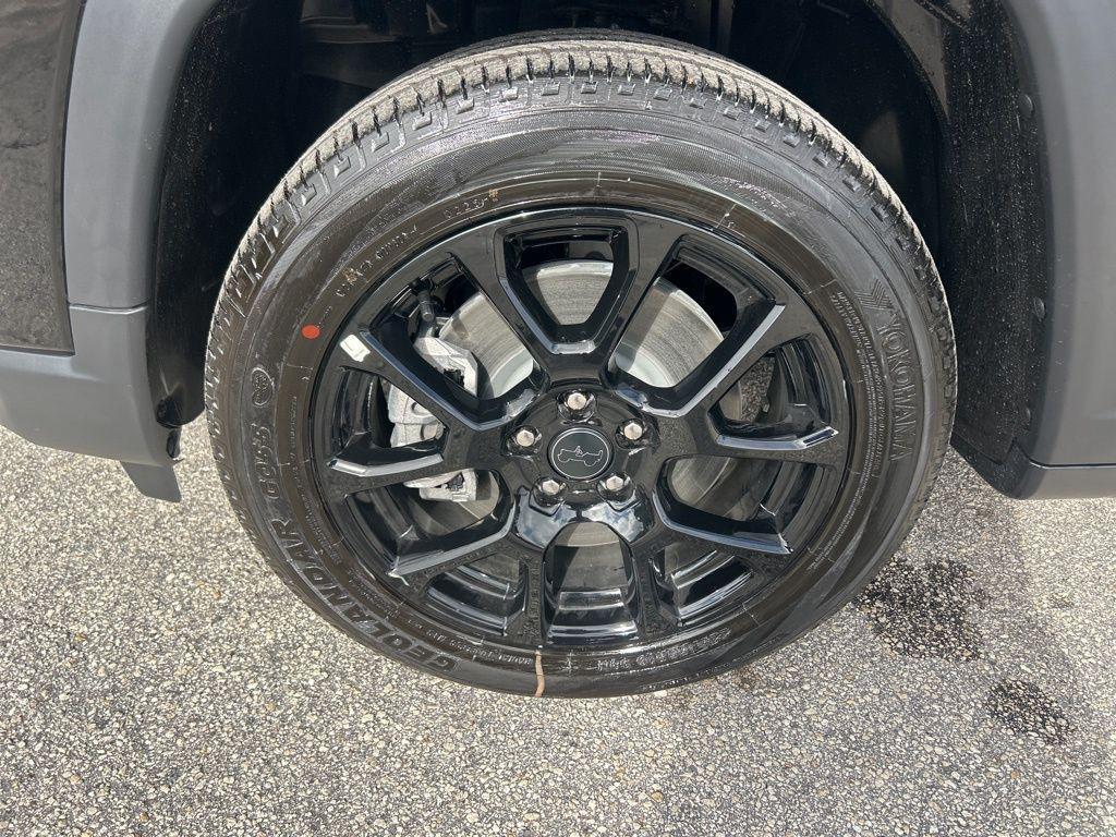 new 2025 Jeep Compass car, priced at $31,560