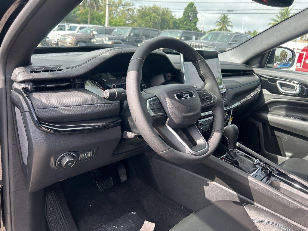 new 2025 Jeep Compass car, priced at $31,560