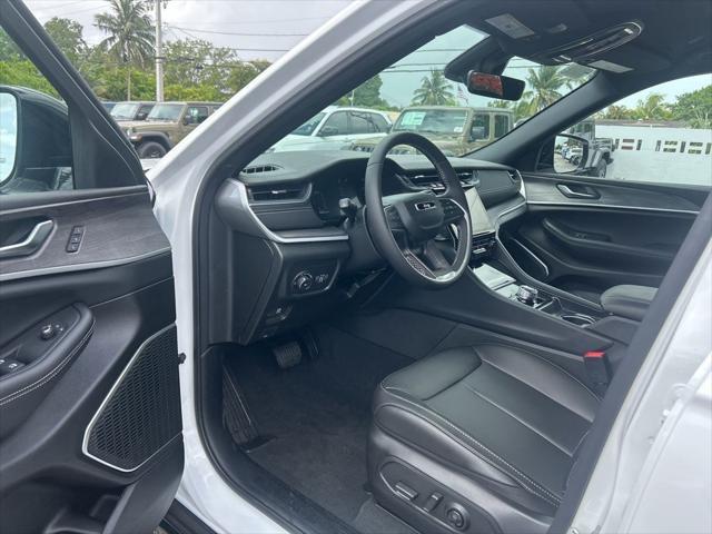 new 2025 Jeep Grand Cherokee car, priced at $45,091