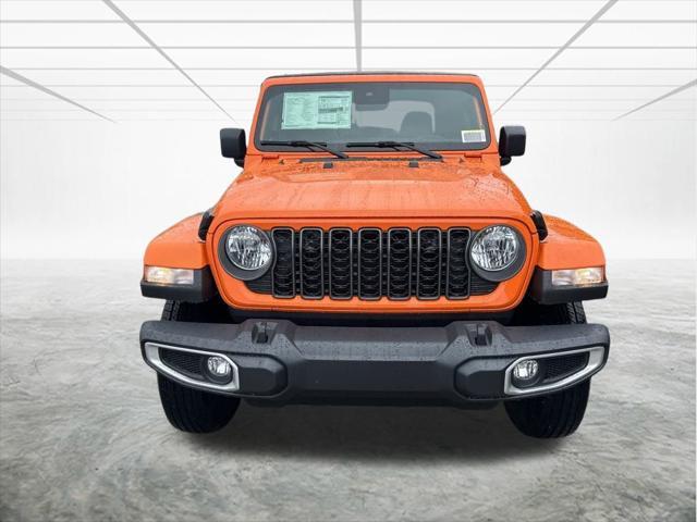 new 2025 Jeep Gladiator car, priced at $45,673