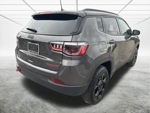 new 2024 Jeep Compass car, priced at $34,251