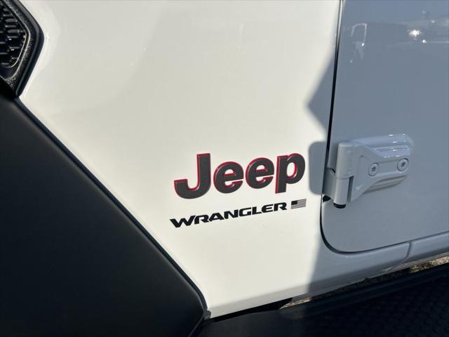 new 2025 Jeep Wrangler car, priced at $62,395