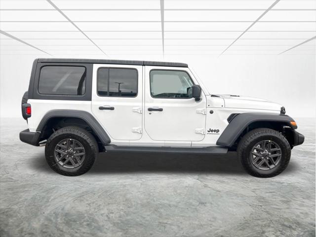 new 2025 Jeep Wrangler car, priced at $44,155