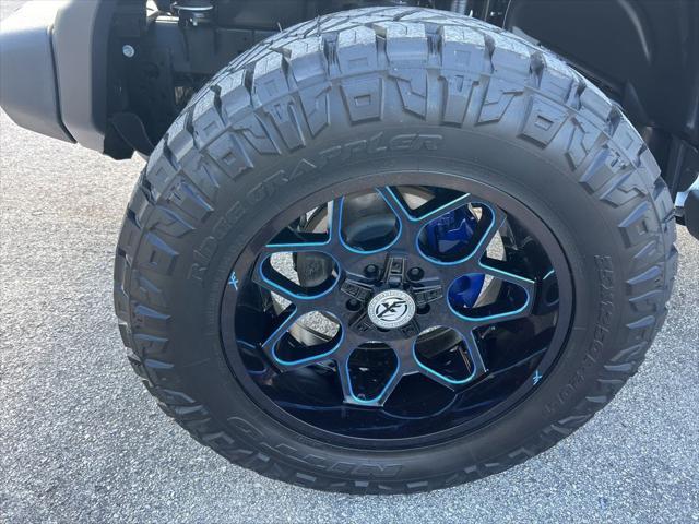 new 2025 Jeep Wrangler car, priced at $37,482