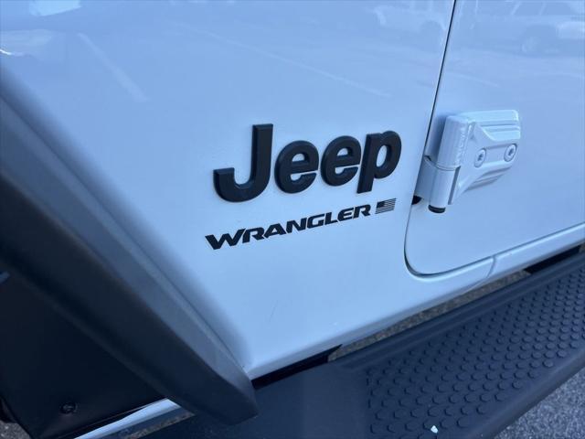 new 2025 Jeep Wrangler car, priced at $37,482