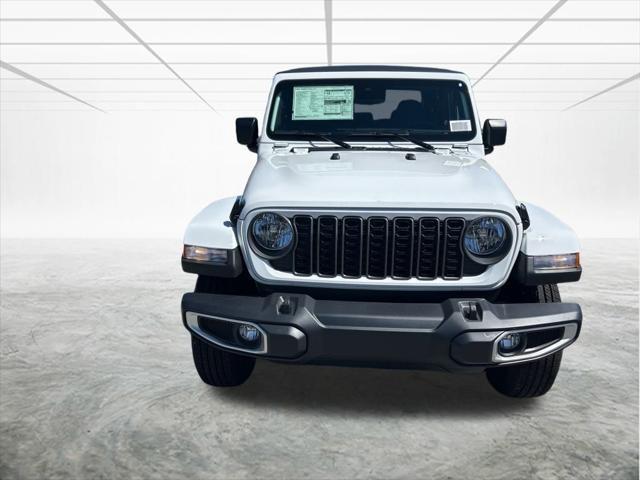 new 2025 Jeep Gladiator car, priced at $44,778