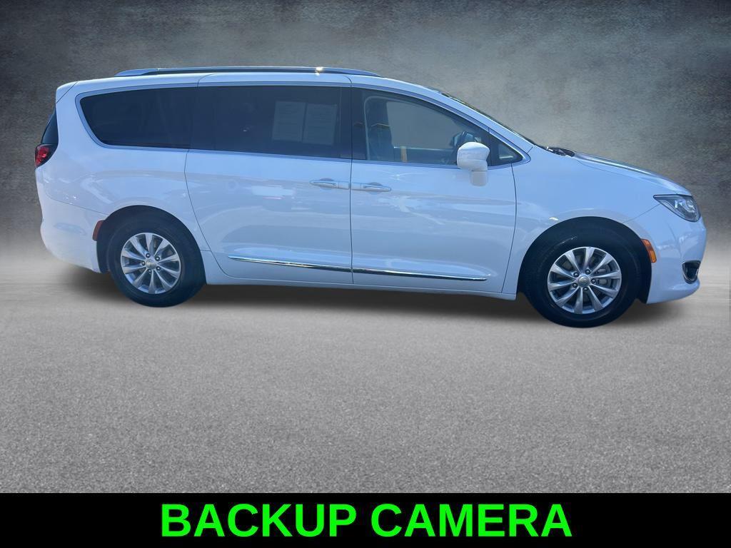 used 2019 Chrysler Pacifica car, priced at $7,798