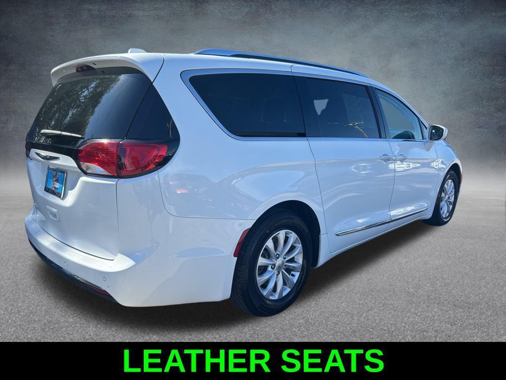 used 2019 Chrysler Pacifica car, priced at $7,798