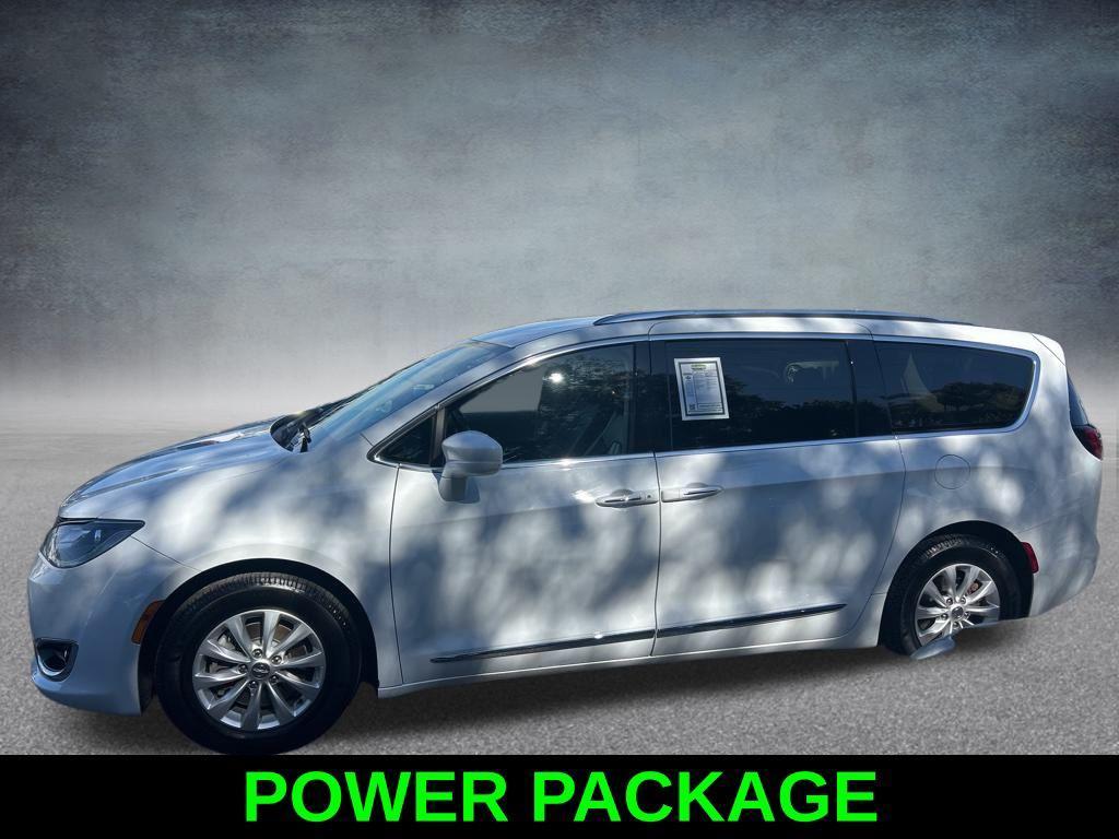 used 2019 Chrysler Pacifica car, priced at $7,798