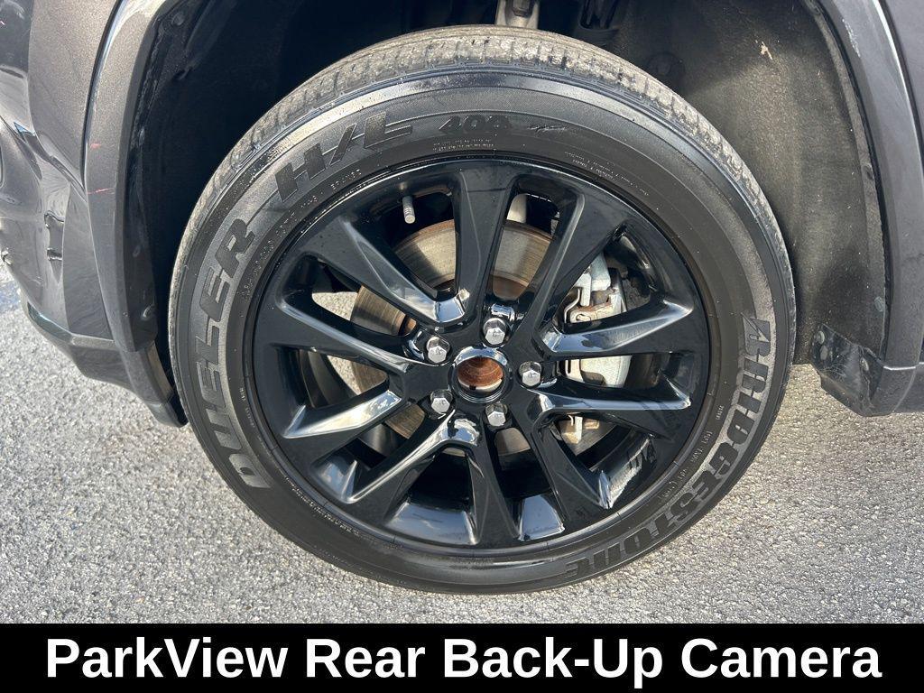 used 2021 Jeep Grand Cherokee car, priced at $20,786