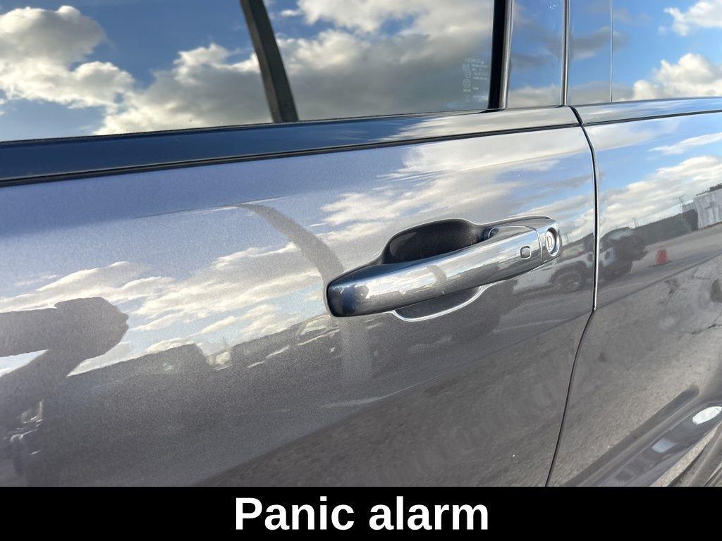 used 2021 Jeep Grand Cherokee car, priced at $20,786