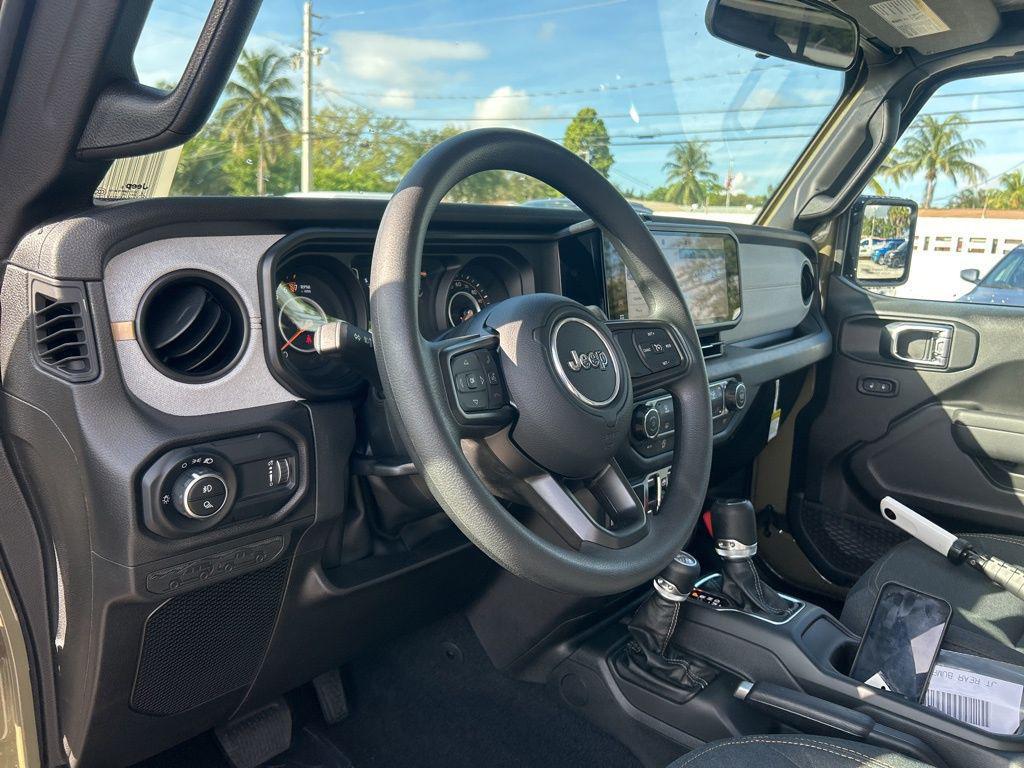 new 2025 Jeep Gladiator car, priced at $36,624
