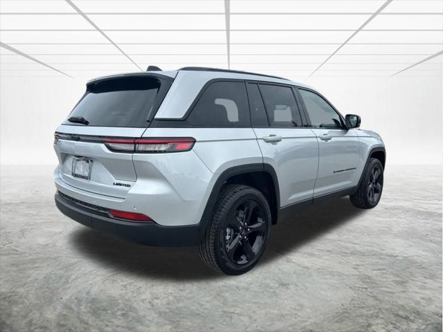 new 2025 Jeep Grand Cherokee car, priced at $43,078