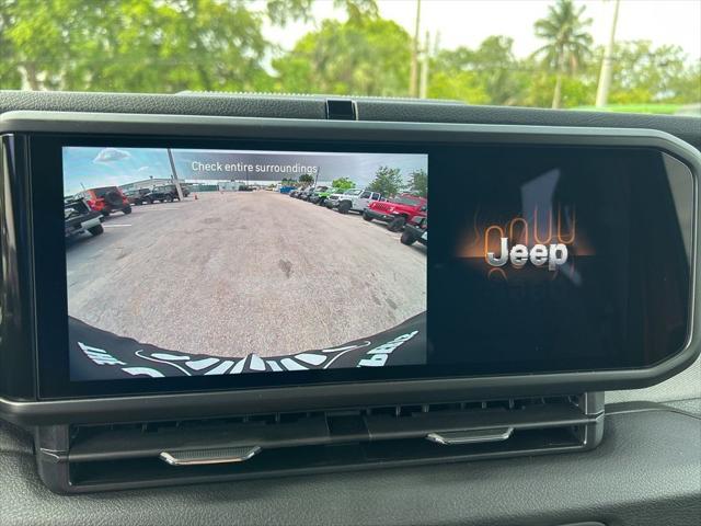 new 2025 Jeep Wrangler car