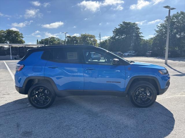 new 2024 Jeep Compass car, priced at $35,995