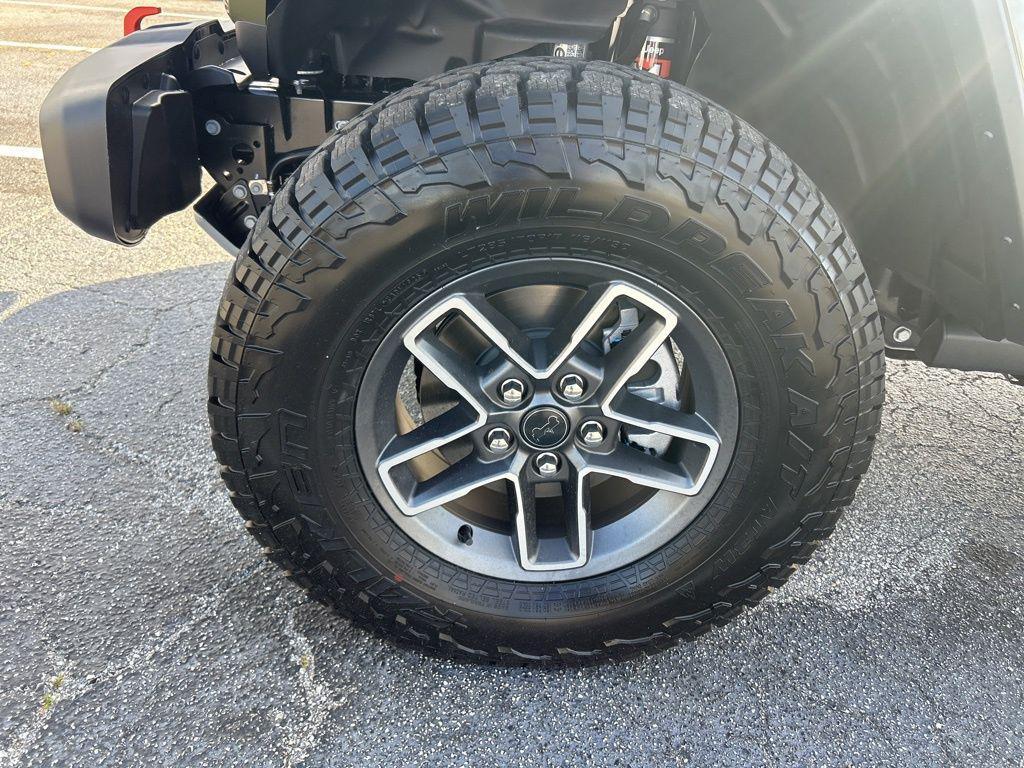 new 2026 Jeep Gladiator car, priced at $52,434