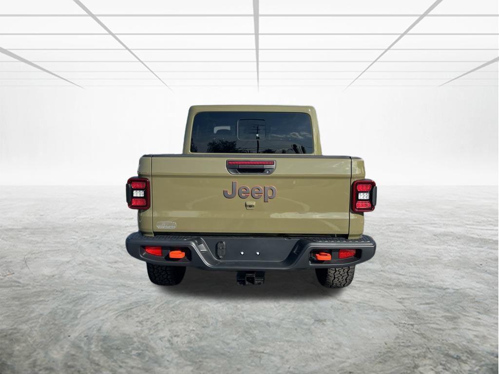 new 2026 Jeep Gladiator car, priced at $52,434