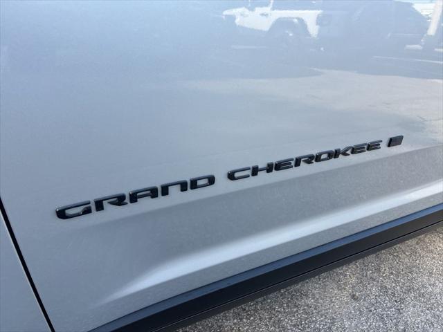 new 2025 Jeep Grand Cherokee L car, priced at $46,489