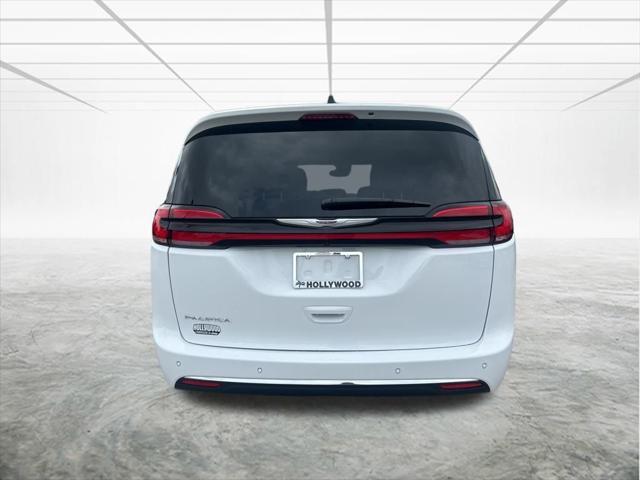 new 2025 Chrysler Pacifica car, priced at $40,442