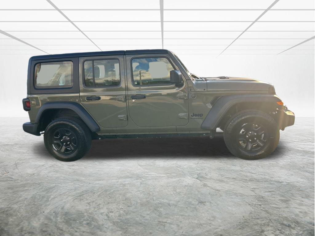 new 2026 Jeep Wrangler car, priced at $41,095
