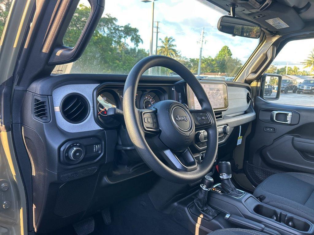 new 2026 Jeep Wrangler car, priced at $41,095