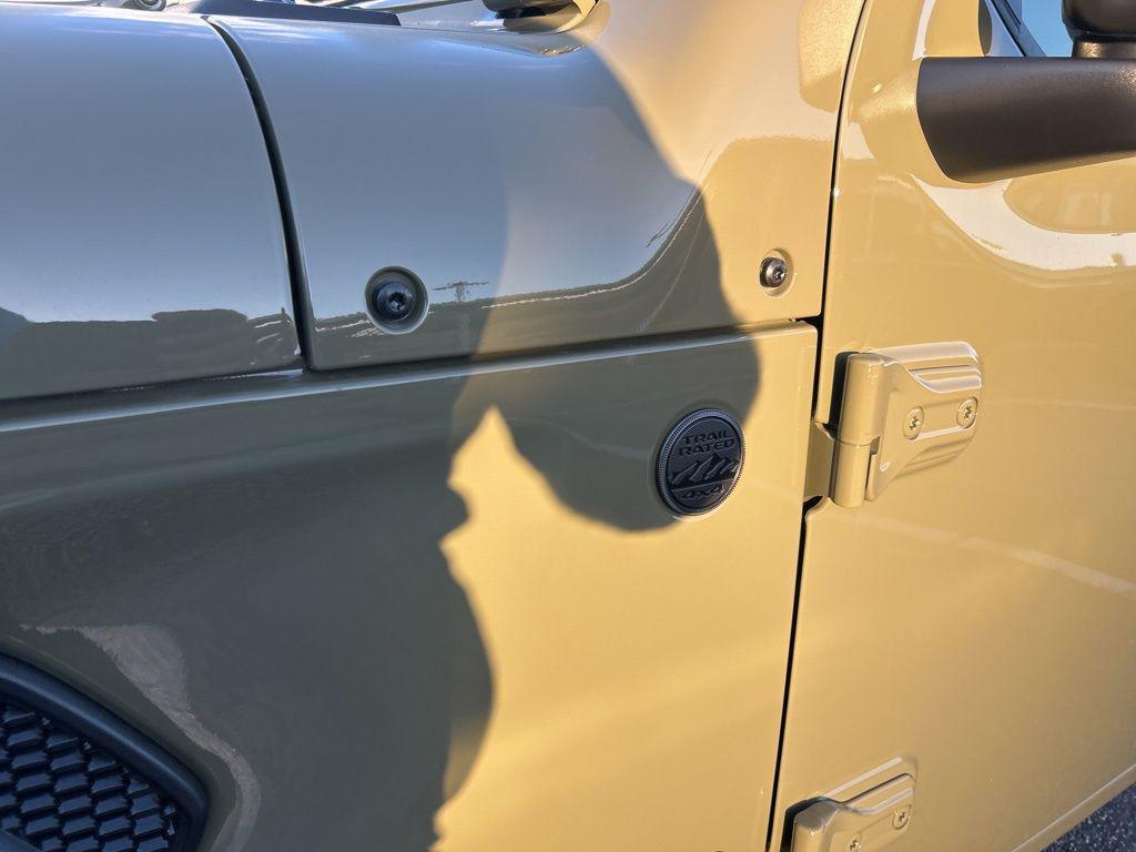 new 2026 Jeep Wrangler car, priced at $41,095