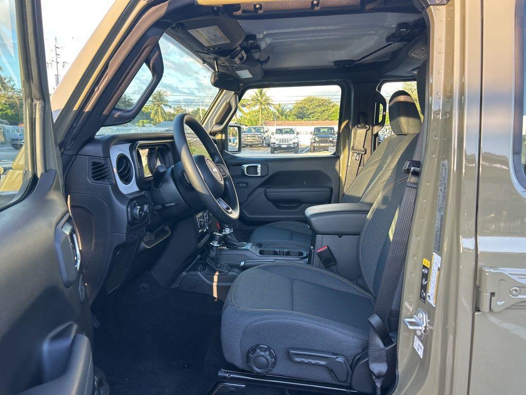 new 2026 Jeep Wrangler car, priced at $41,095