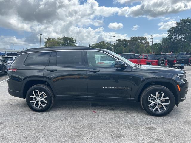 new 2024 Jeep Grand Cherokee L car, priced at $35,988