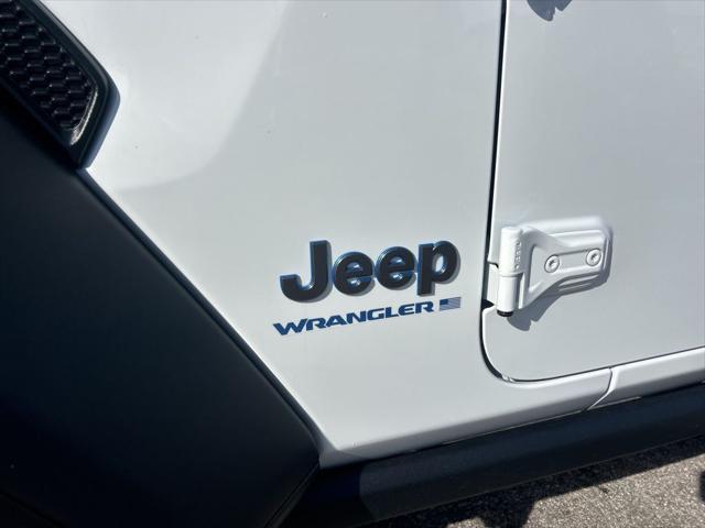 new 2025 Jeep Wrangler car, priced at $58,215