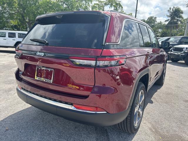 new 2024 Jeep Grand Cherokee car, priced at $56,854