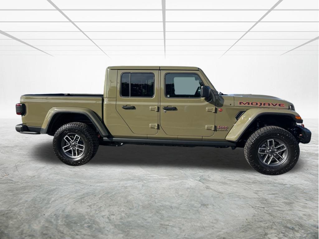 new 2026 Jeep Gladiator car, priced at $58,833