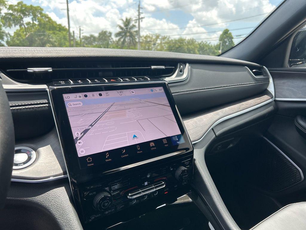 new 2025 Jeep Grand Cherokee car, priced at $36,264