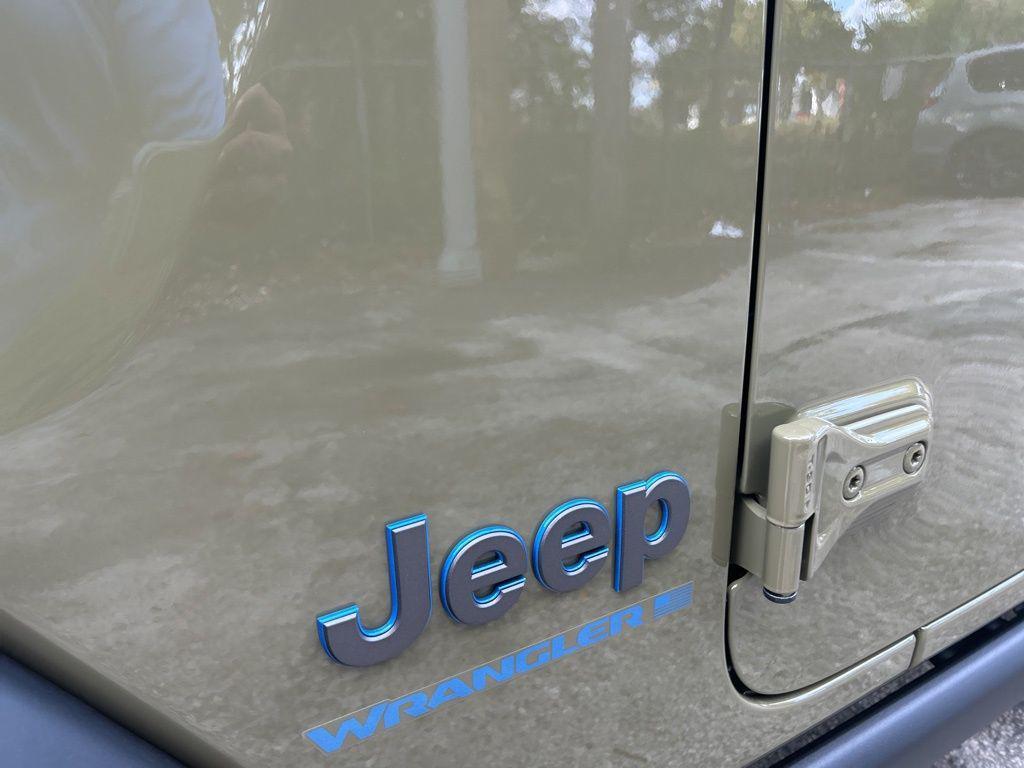 new 2025 Jeep Wrangler car, priced at $64,332