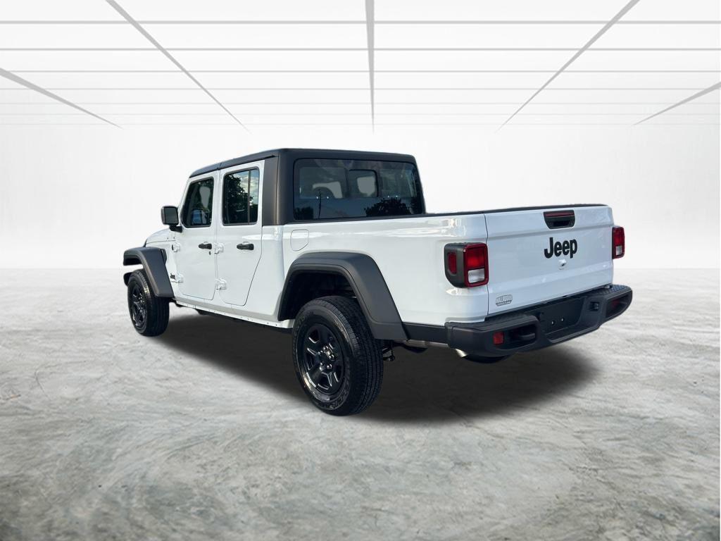 new 2025 Jeep Gladiator car, priced at $35,996