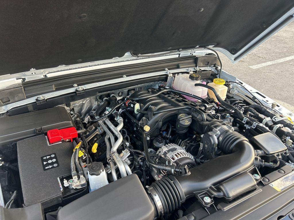 new 2025 Jeep Gladiator car, priced at $35,996