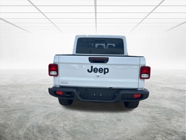 new 2025 Jeep Gladiator car, priced at $41,290