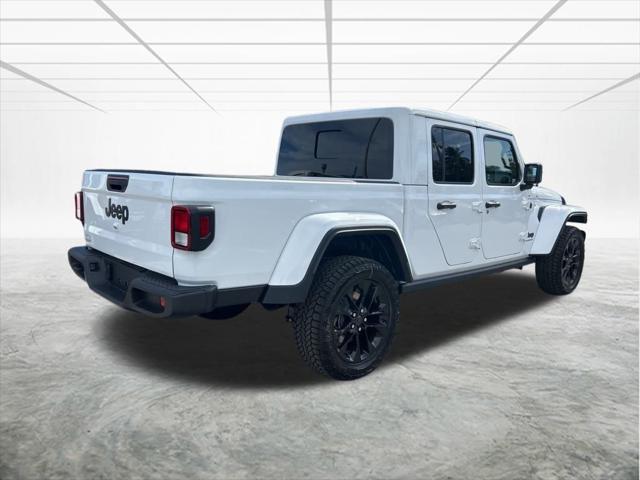 new 2025 Jeep Gladiator car, priced at $41,290