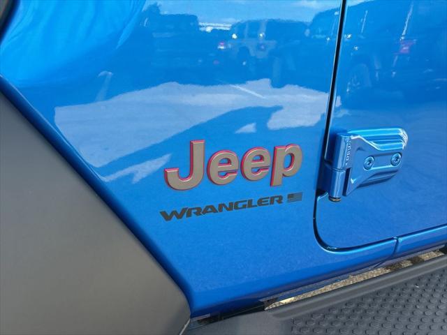 new 2025 Jeep Wrangler car, priced at $62,990