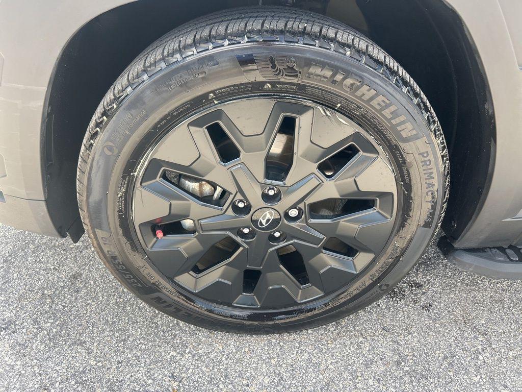 used 2024 Hyundai Tucson car, priced at $25,737