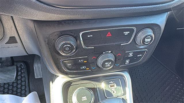 used 2020 Jeep Compass car, priced at $15,817