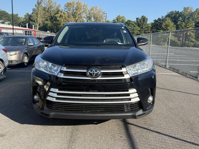 used 2019 Toyota Highlander car, priced at $28,988