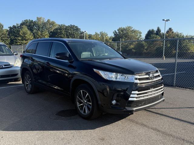 used 2019 Toyota Highlander car, priced at $28,988