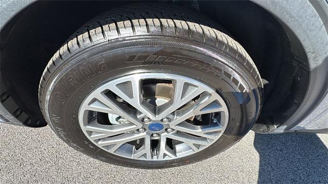 used 2022 Ford Escape car, priced at $22,298