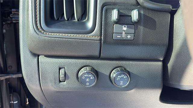 used 2021 GMC Canyon car, priced at $27,490