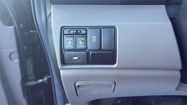 used 2012 Honda Odyssey car, priced at $7,495