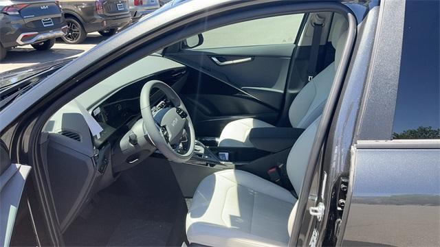 new 2025 Kia Niro car, priced at $31,249