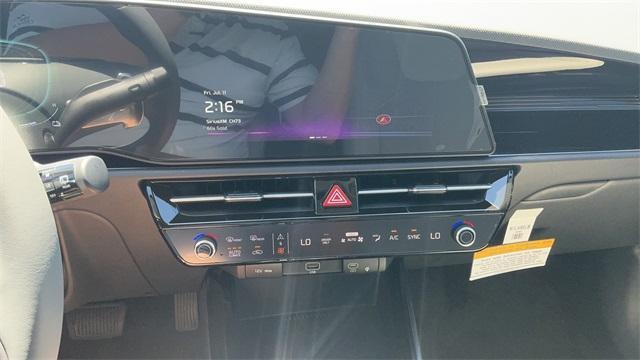new 2025 Kia Niro car, priced at $31,249
