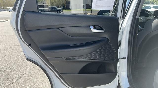 used 2022 Hyundai Santa Fe car, priced at $28,999